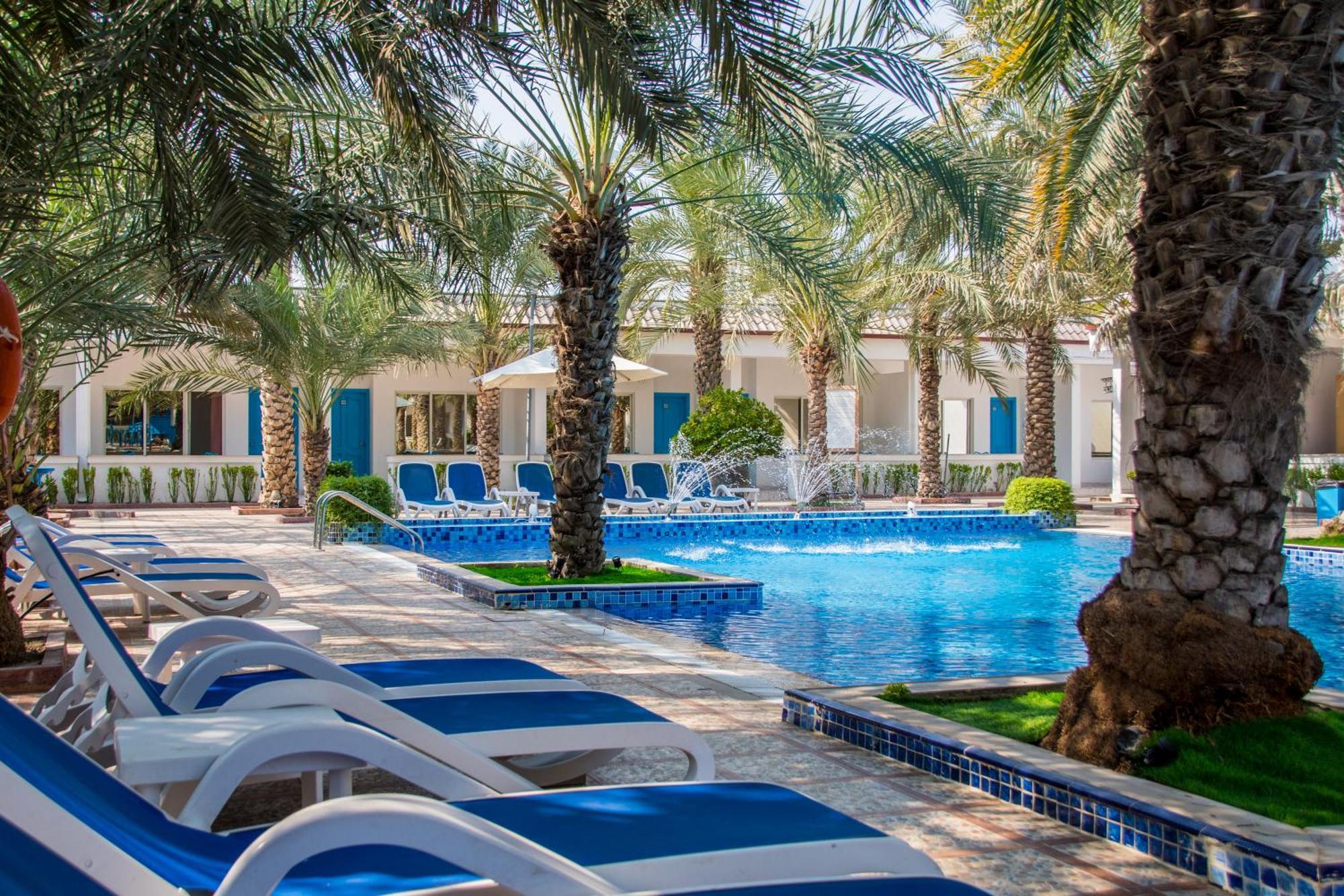 Fujairah Hotel & Resort Extérieur photo